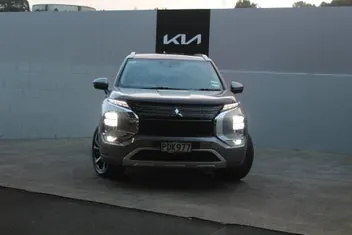 Mitsubishi Outlander 2022 photo 5