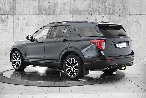 Ford Explorer 2021 photo 3