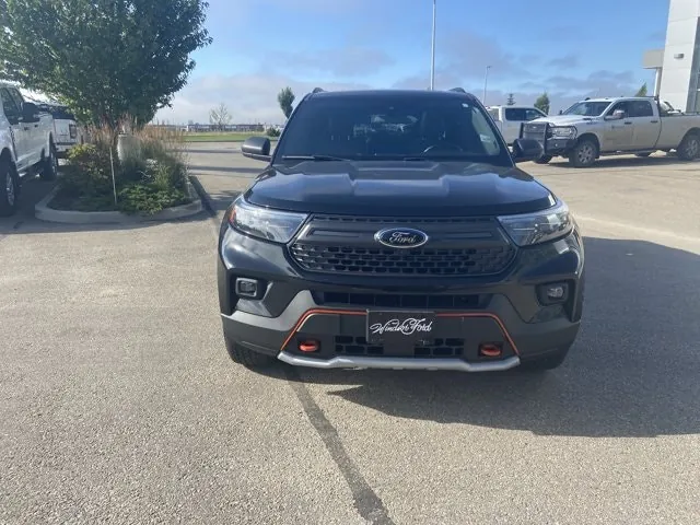 Ford Explorer 2022 photo 2