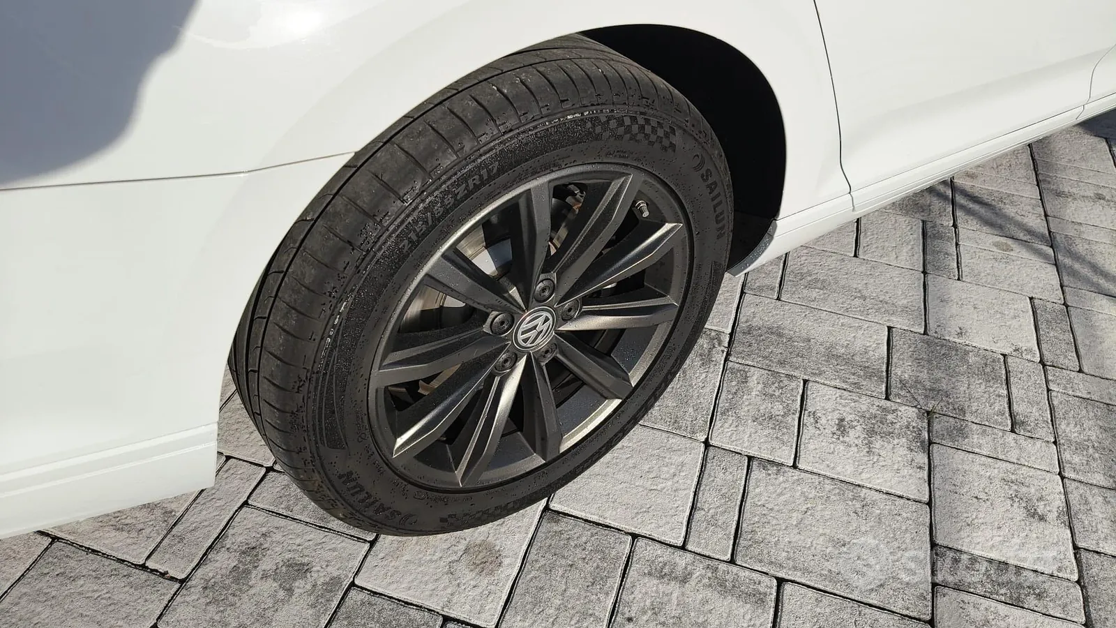 Volkswagen Passat 2021 photo 5