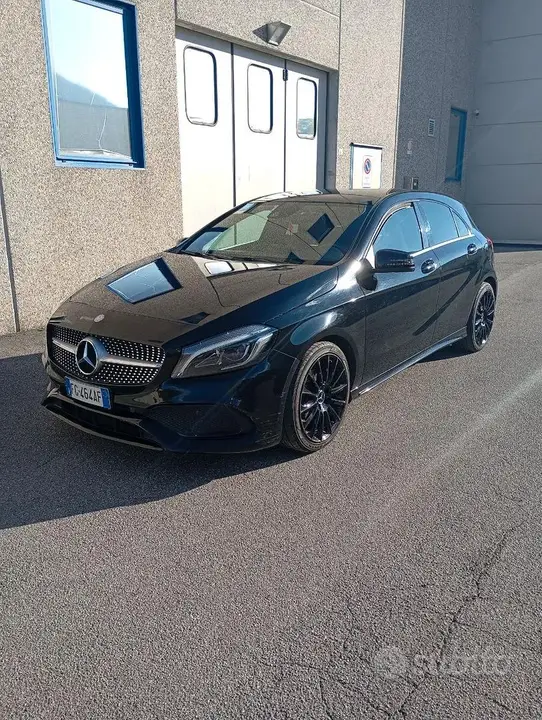 Mercedes-Benz A 2016 photo 3