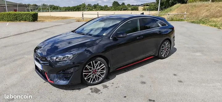 Kia Proceed