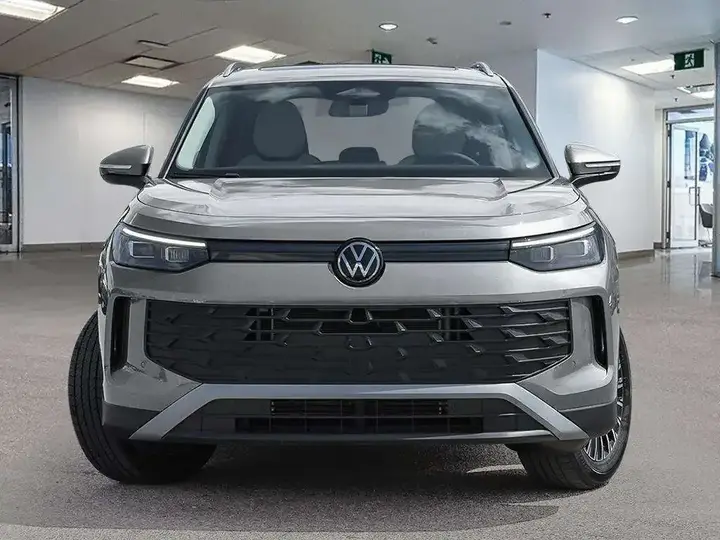 Volkswagen Tiguan 2026 photo 2