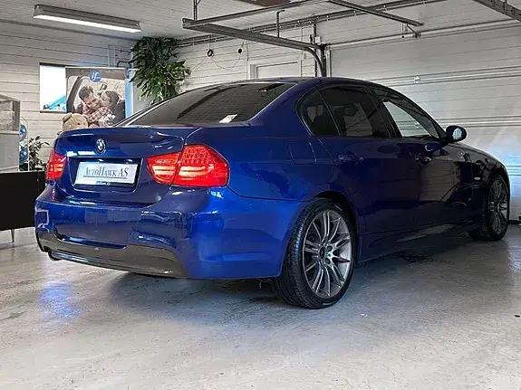 BMW 320D 2011 photo 5