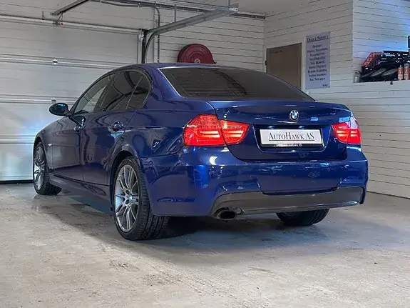 BMW 320D 2011 photo 3