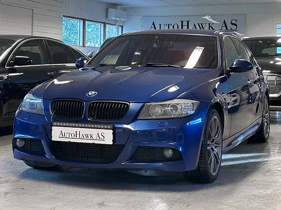 BMW 320D 2011 photo 2