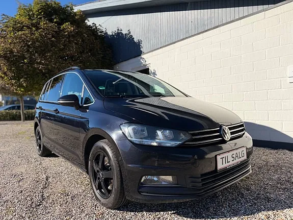 Volkswagen Touran 2017 photo 3