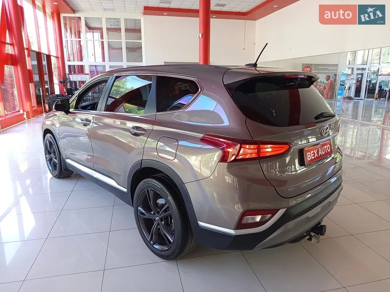 Hyundai Santa Fe 2019 photo 3