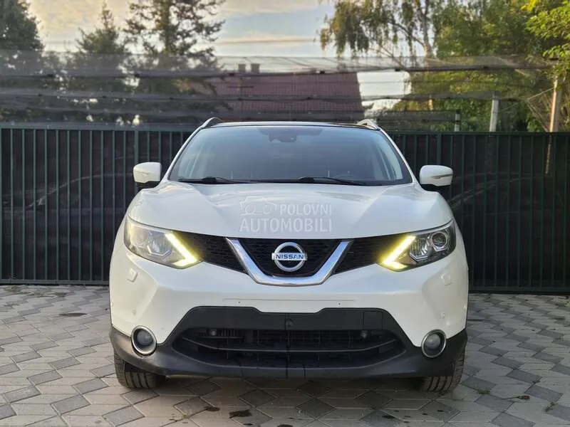 Nissan Qashqai 2014 photo 2