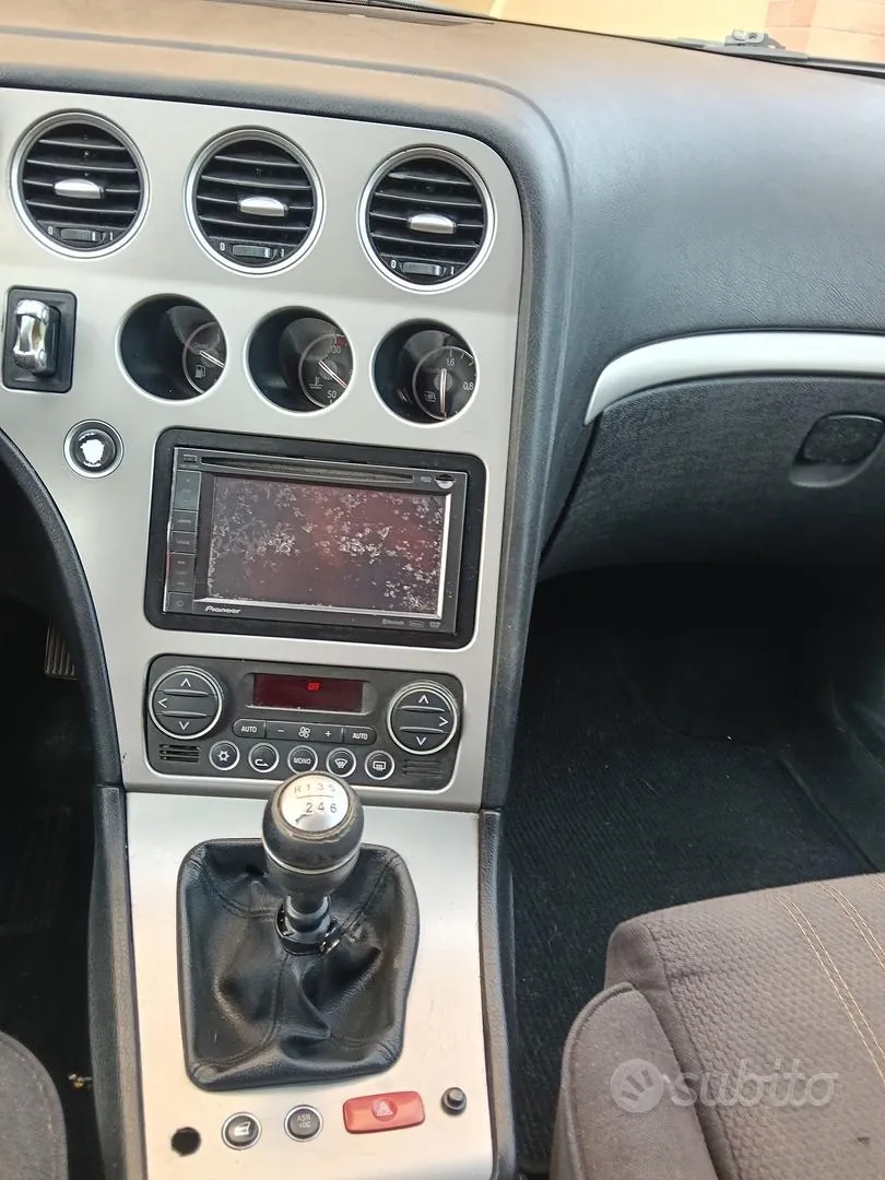 Alfa Romeo 159 2007 photo 5
