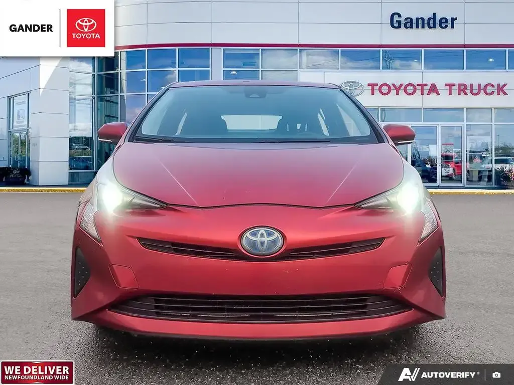 Toyota Prius 2016 photo 2