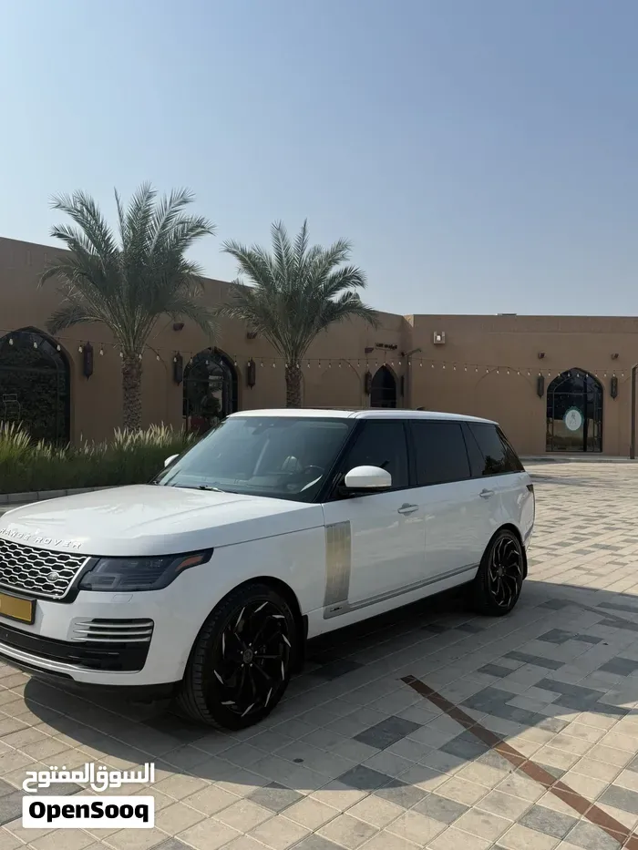 Land Rover Range Rover 2019 photo 2