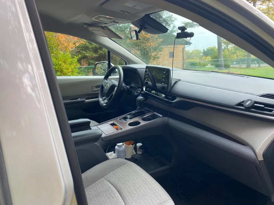 Toyota Sienna 2021 photo 3