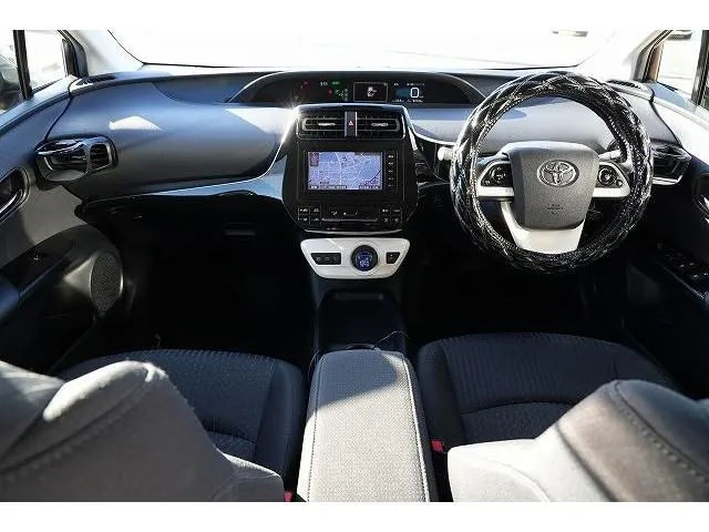 Toyota Prius 2016 photo 3