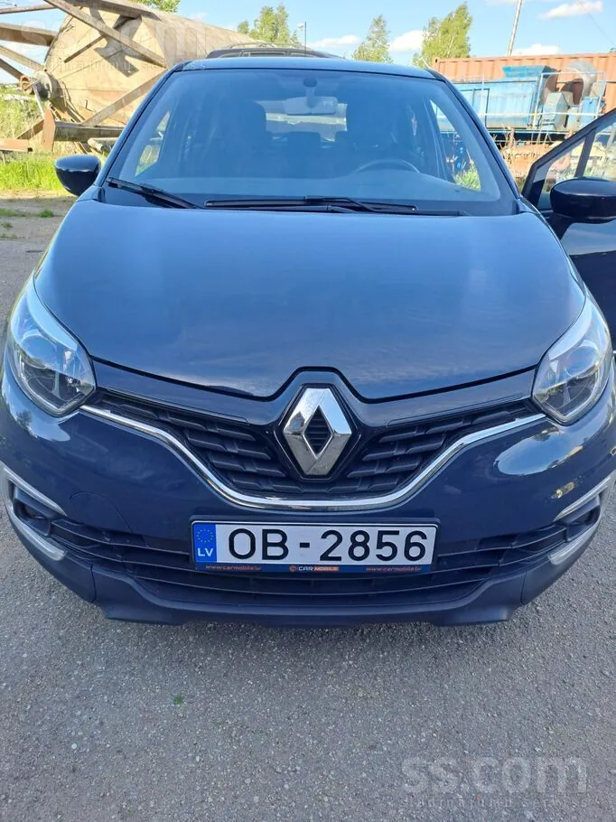 Renault Captur 2018 photo 2