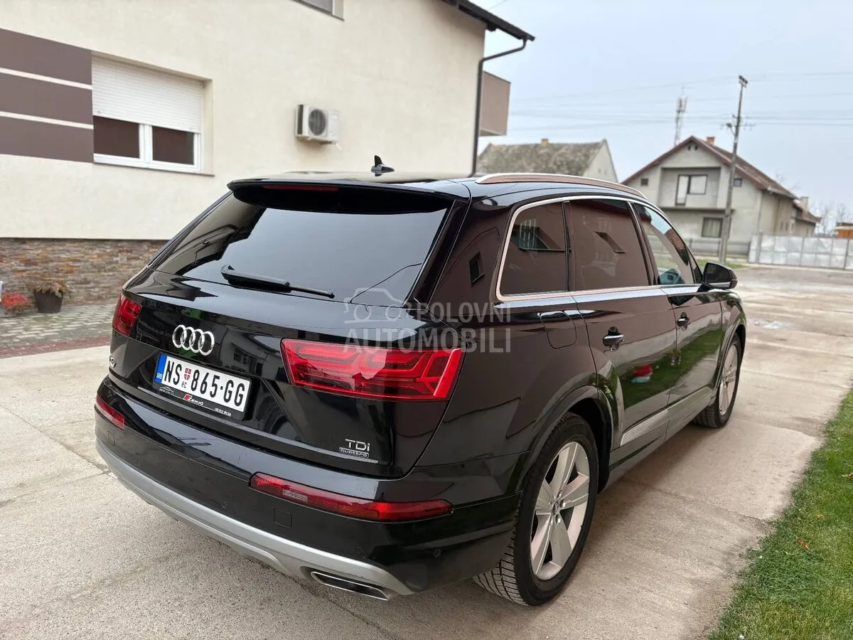 Audi Q7 2018 photo 3