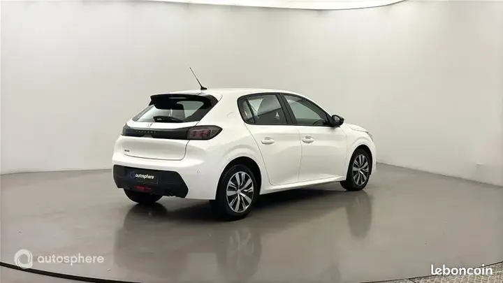 Peugeot 208 2023 photo 5