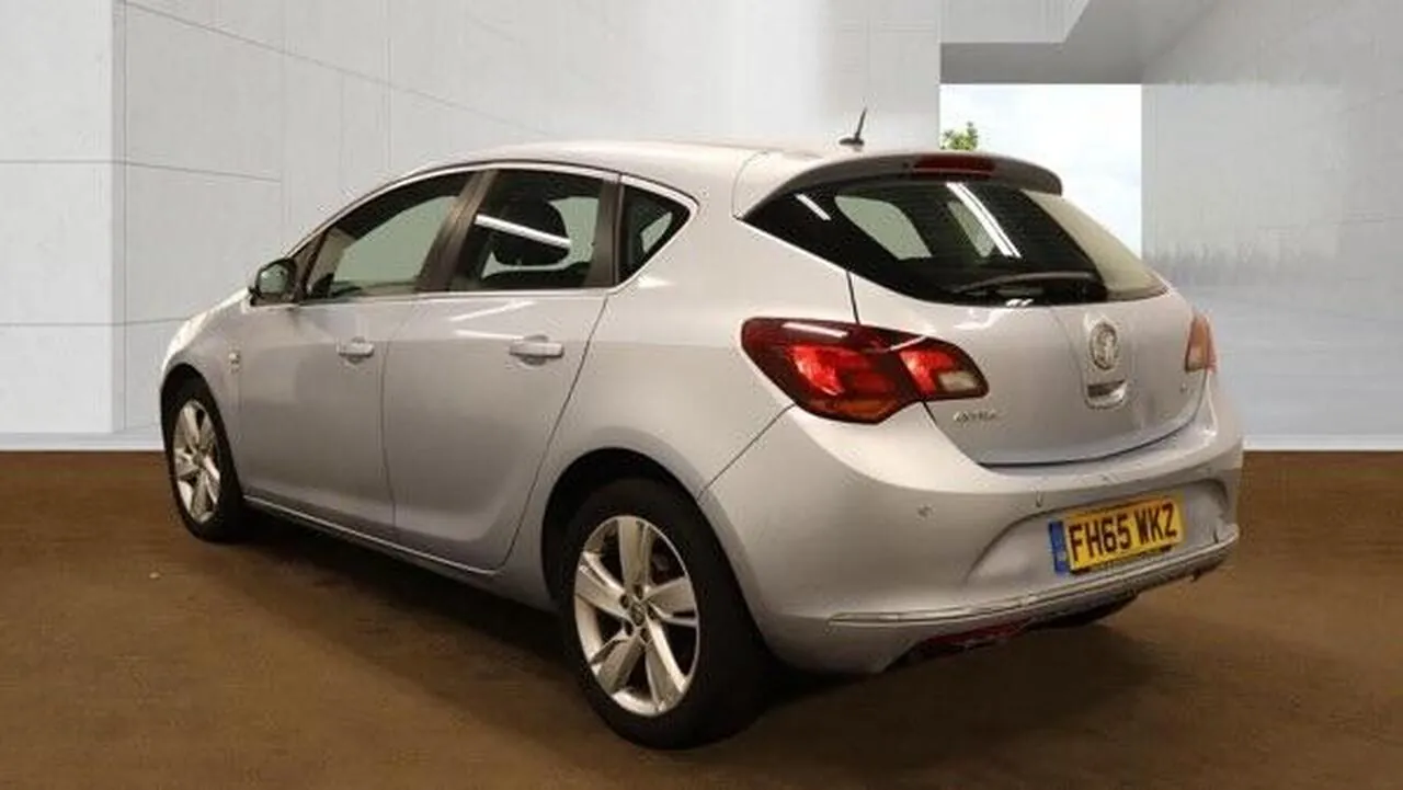 Vauxhall Astra 2016 photo 5