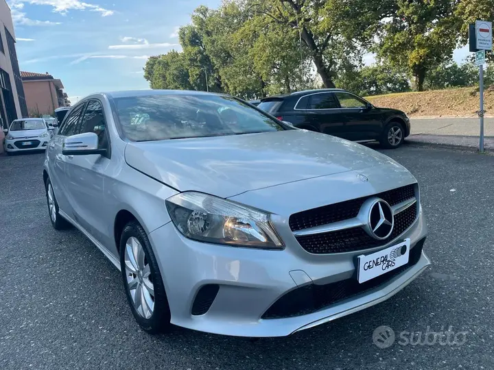 Mercedes-Benz A 2016 photo 5