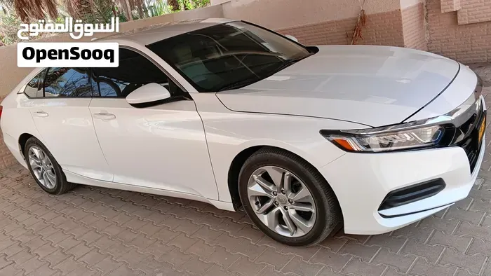 Honda Accord 2020 photo 2