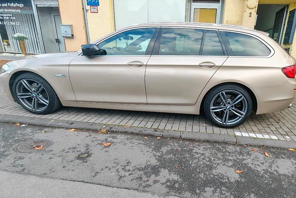 BMW F11 525D