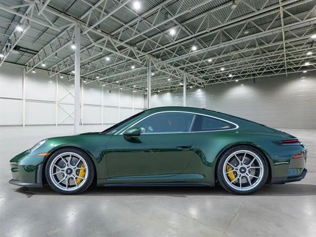 Porsche 911 2025 photo 3