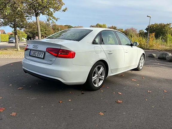 Audi A4 2014 photo 3