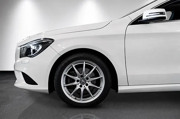 Mercedes-Benz Cla200 2015 photo 3