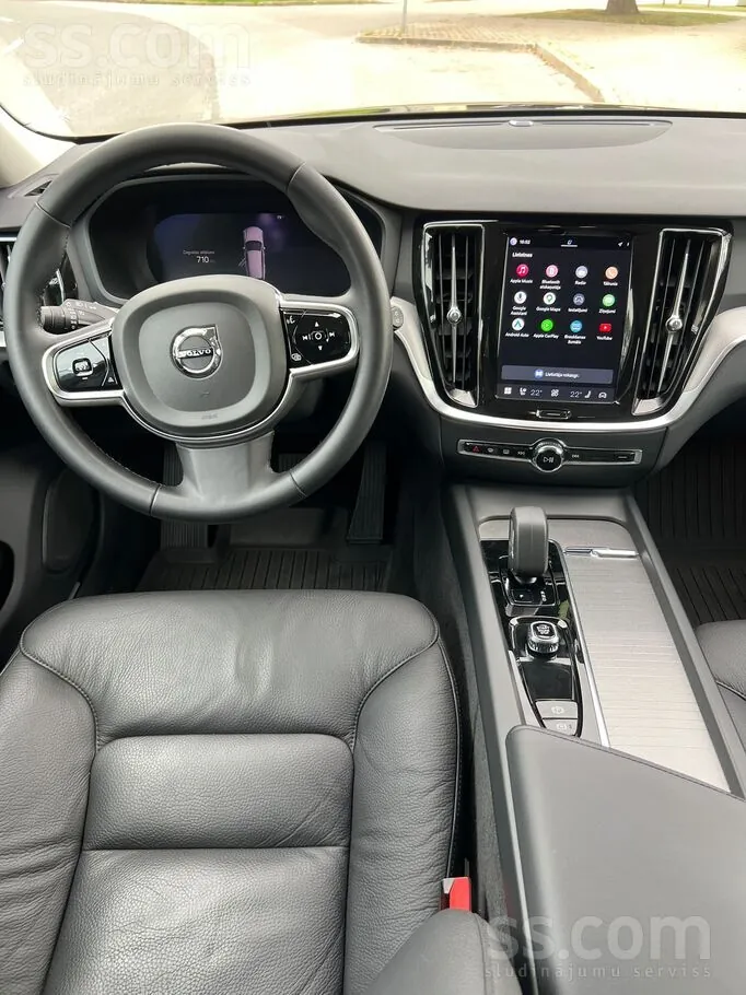 Volvo V60 2024 photo 5