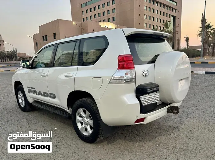 Toyota Prado 2013 photo 4