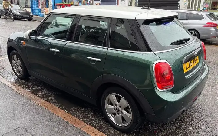 Mini Hatch 2016 photo 4