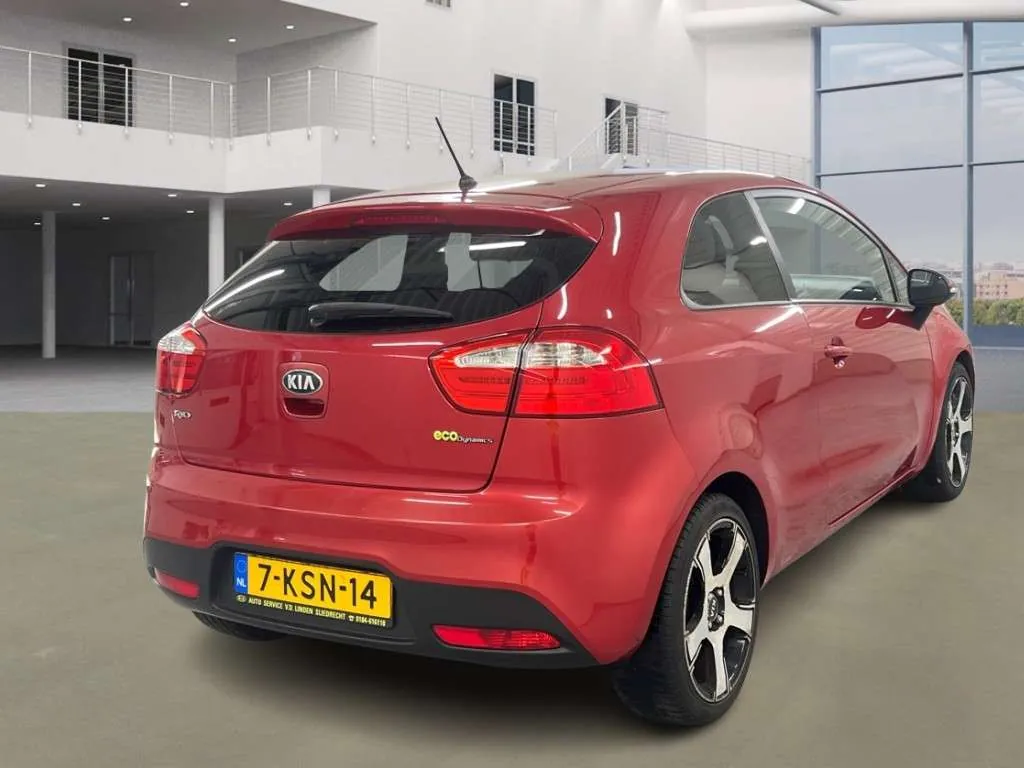 Kia Rio 2013 photo 3
