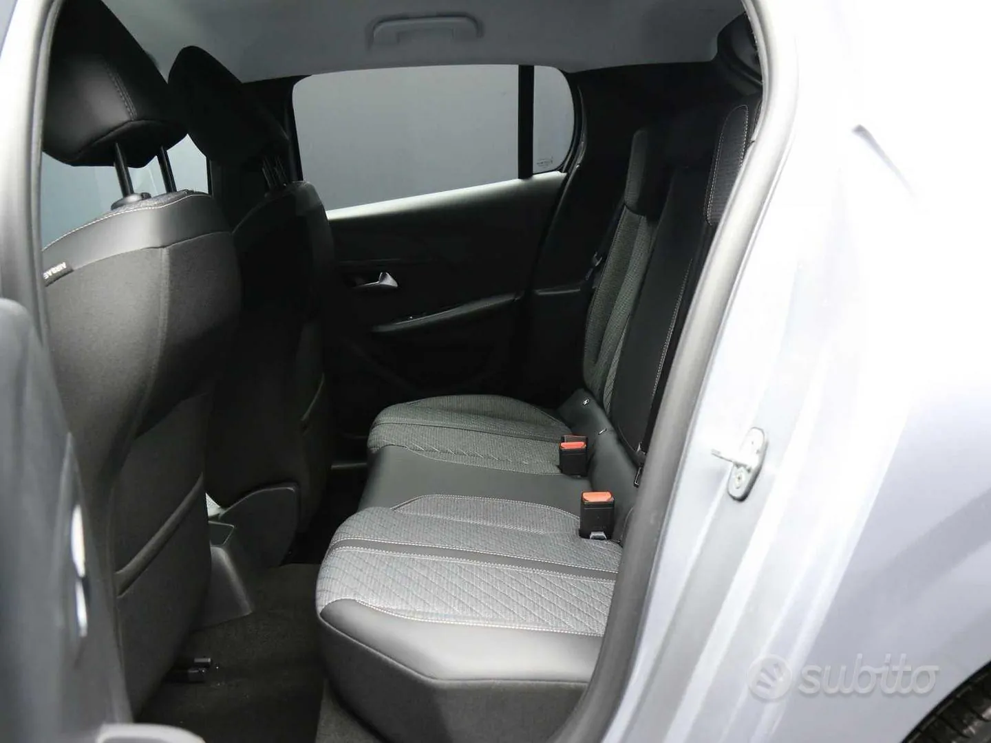 Peugeot 208 2026 photo 5