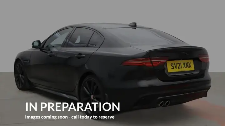 Jaguar Xe 2021 photo 3
