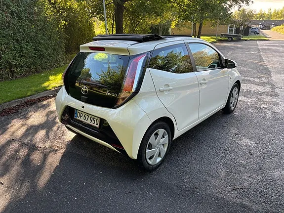 Toyota Aygo 2015 photo 5