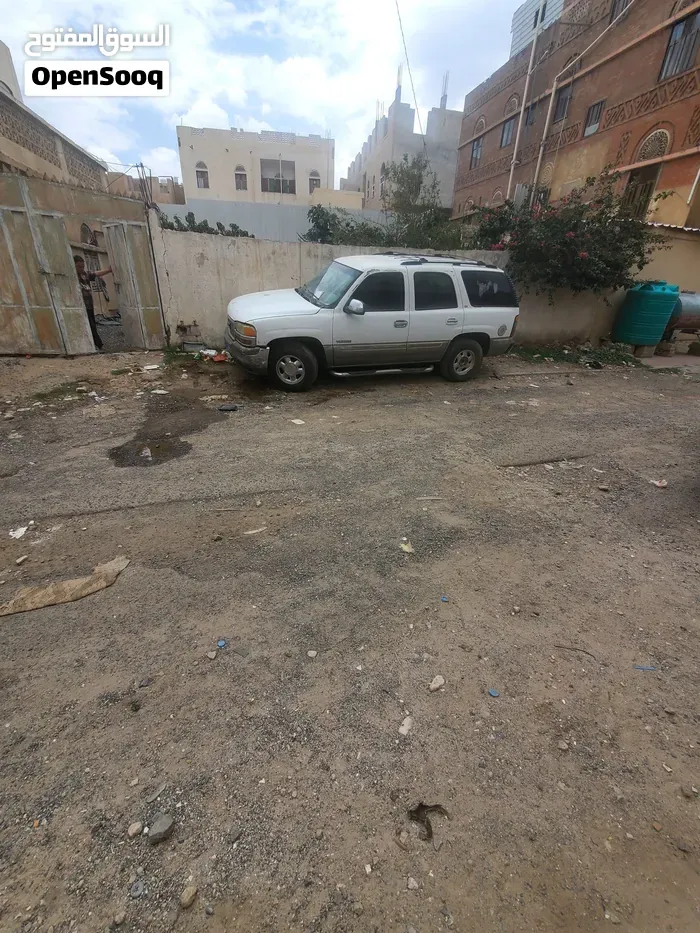 GMC Yukon 2000 photo 4
