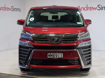 Toyota Vellfire 2018 photo 5