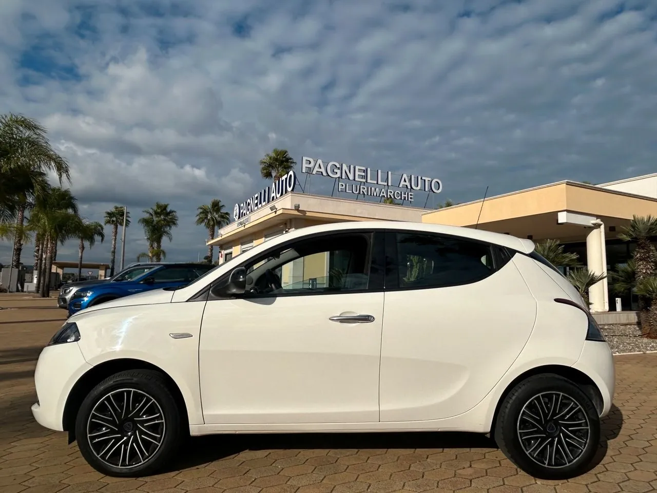 Lancia Ypsilon 2022 photo 3