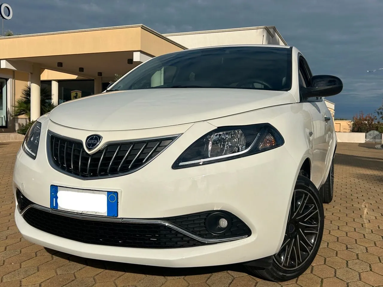Lancia Ypsilon 2022 photo 2