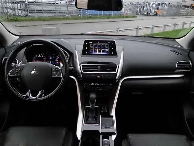 Mitsubishi Eclipse Cross 2018 photo 3