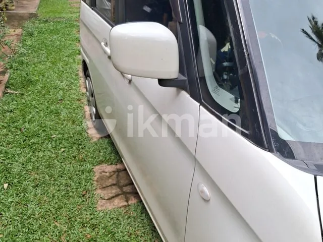 Suzuki Spacia 2016 photo 2
