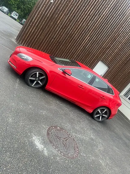 Volvo V40