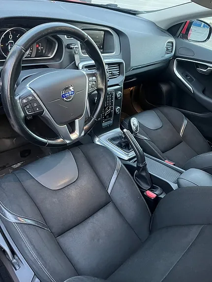 Volvo V40 2013 photo 4