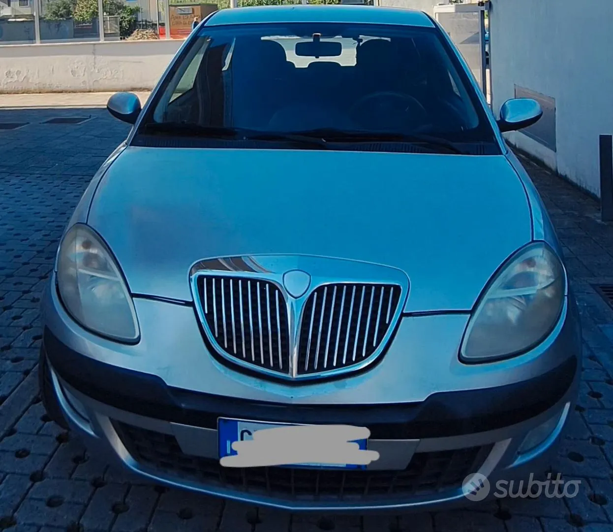 Lancia Ypsilon
