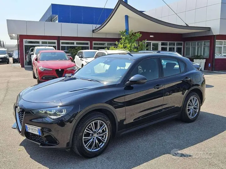 Alfa Romeo Stelvio 2023 photo 2