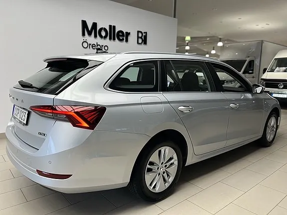 Skoda Octavia 2024 photo 5