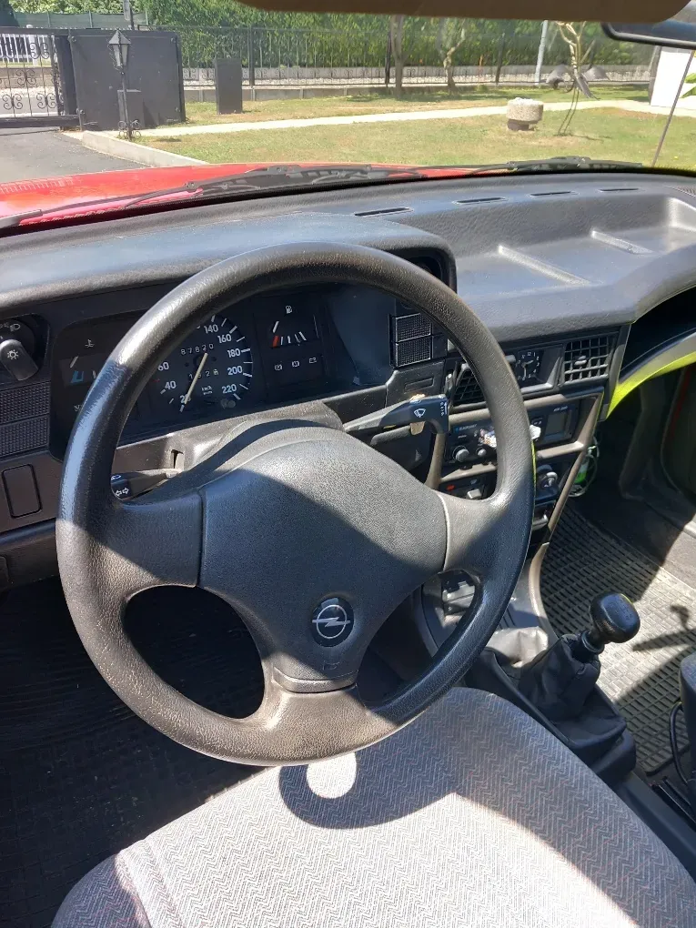 Opel Kadett 1991 photo 3