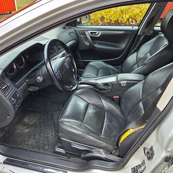 Volvo V70 2007 photo 4