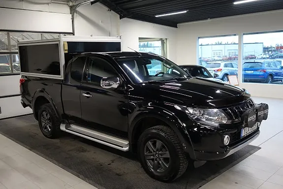 Mitsubishi L200 Club Cab 2017 photo 2