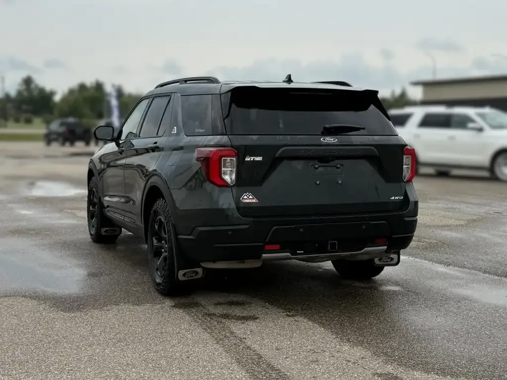 Ford Explorer 2022 photo 4